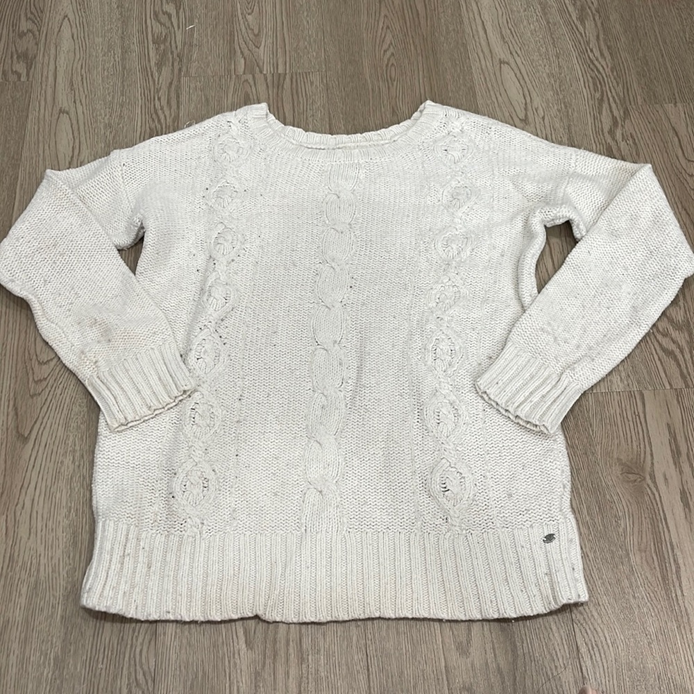 American Eagle White Long Knitted Sweater Medium